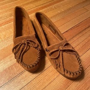 NEW!! Minnetonka Suede Moccasins